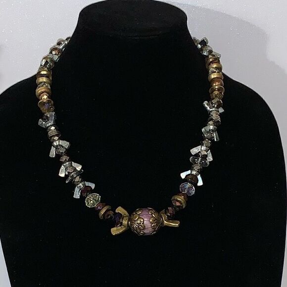 Large Beaded Necklace  - Picture 1 of 5